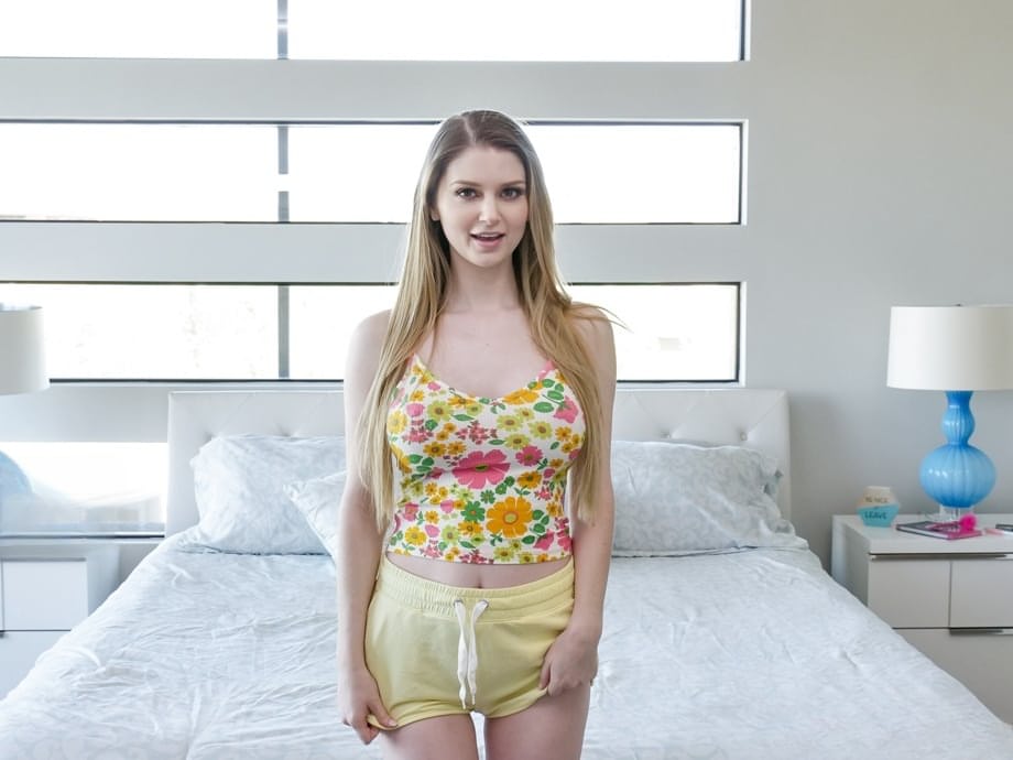Goddess Kyaa busty niece gets hardcore drilled while stepsister watches - 1
