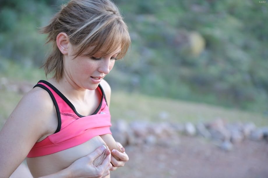 Sadie naked exercising with public tit tease - 5