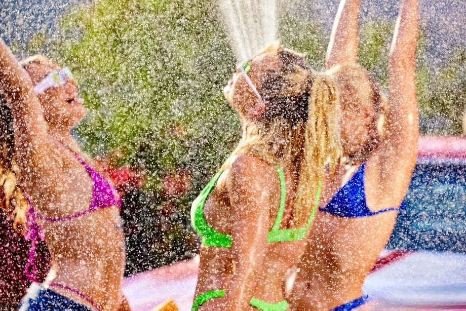 Anton Harden gets washed with booties and dicked by gorgeous oiled carwash sluts - 12