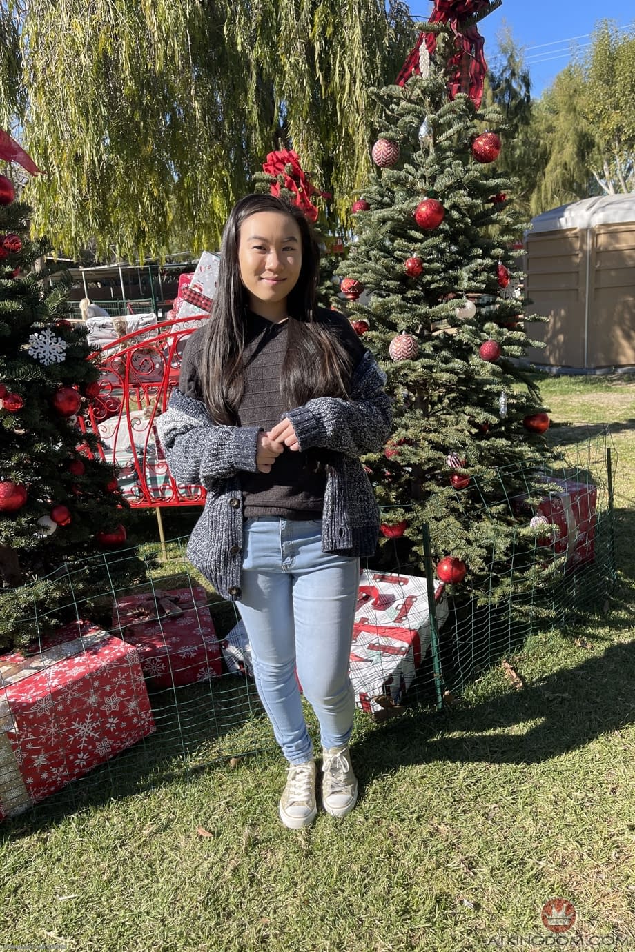 Kimmy Kimm reveals every wet hole and curves her perfect ass - 19