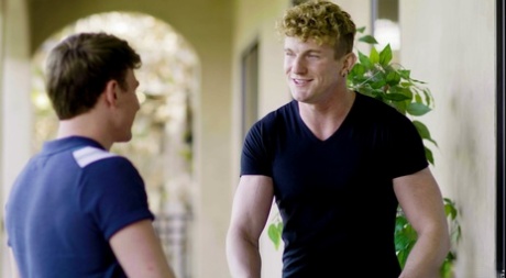 Eric Charming, culo ingordo, martellato con forza dallo stallone biondo Max Lorde - 8