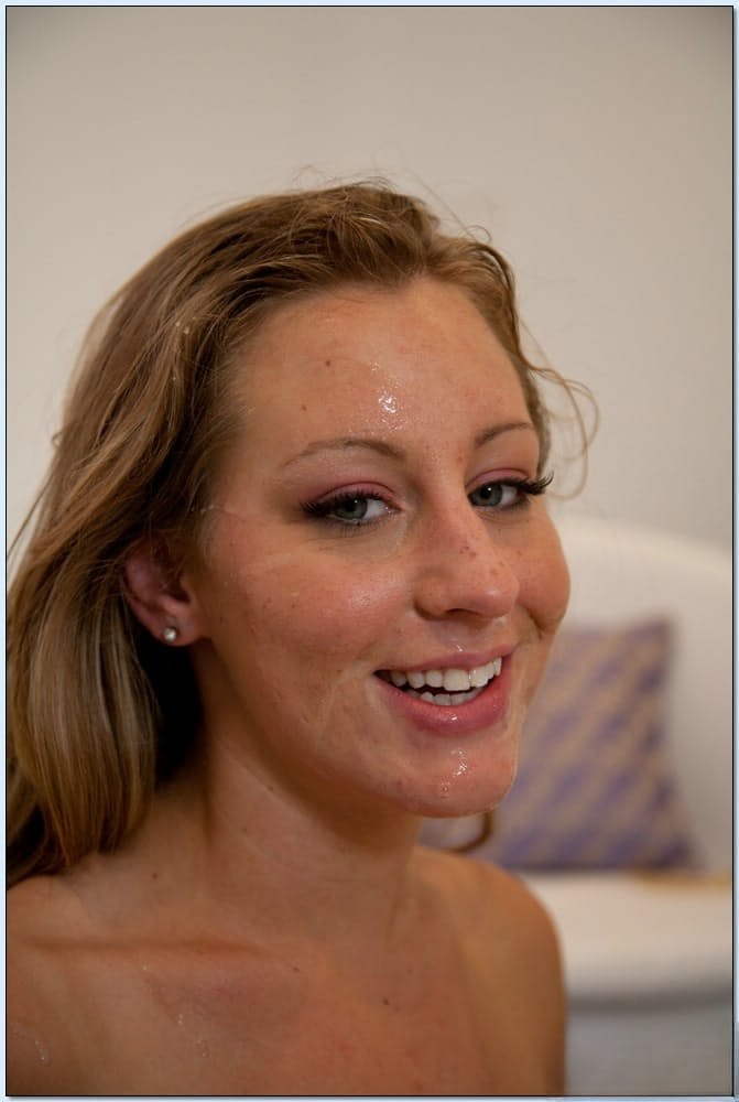 Lizzy London, une blonde salope, se fait défoncer dans toutes les positions et finit avec un facial gluant - 21