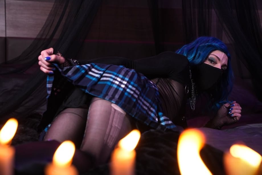 Edward Terrant passionately pounding sexy goth girlfriend Angel Elias doggystyle - 3