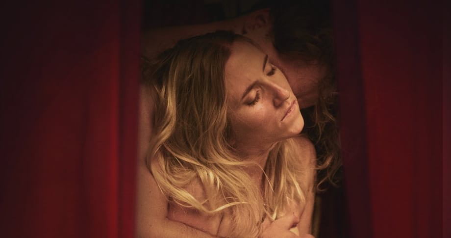 Sylvan fa un sesso erotico esplicito con Jane Jones in un lussuoso hotel - 1