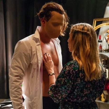 Sylvan fa un sesso erotico esplicito con Jane Jones in un lussuoso hotel - 8