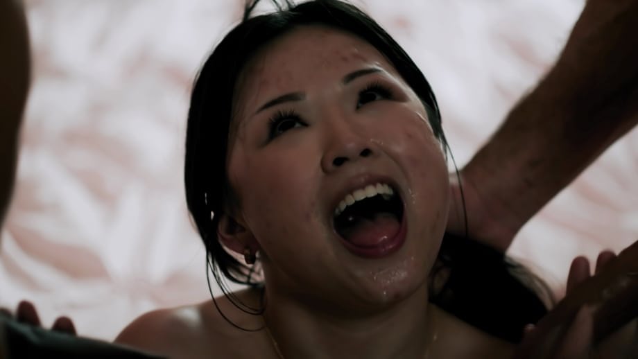 Lulu Chu delights in vigorous 3way cocksucking & pussy worship - 11