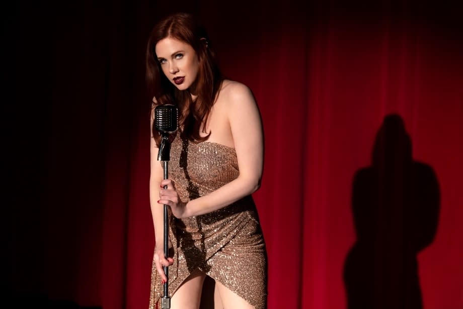 Maitland Ward se desnuda en un explícito y cercano show erótico en vivo - 1