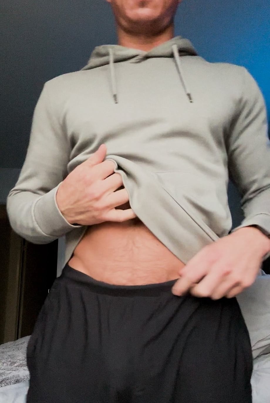 Hot gay bodybuilder flaunts his hot body and jerks off his massive boner
