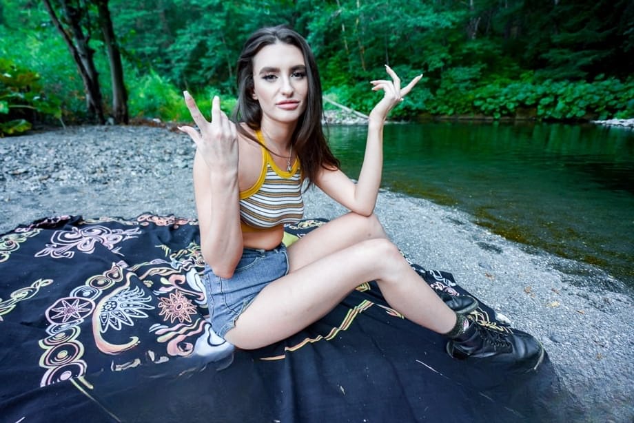 Mila Taylor's massive teen booty gets pounded doggy style outdoors - 4