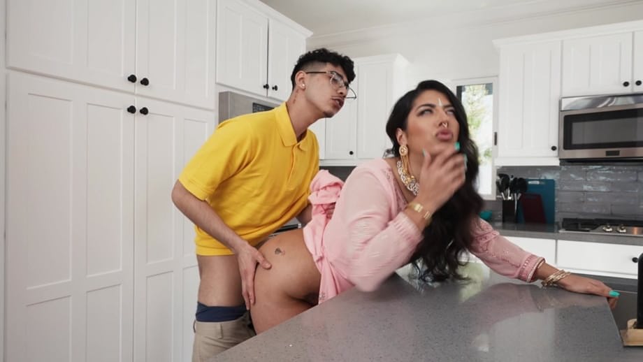 Jasmine Sherni eagerly rides her stepbrother's thick cock in hardcore passion - 4