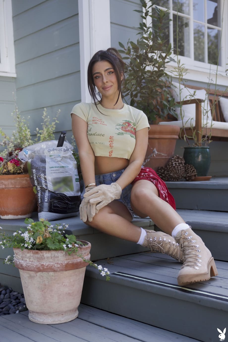 Tru Kait Flaunts Her Massive Tits And Perfect Ass Amid Garden Soil And Sunlight - 2