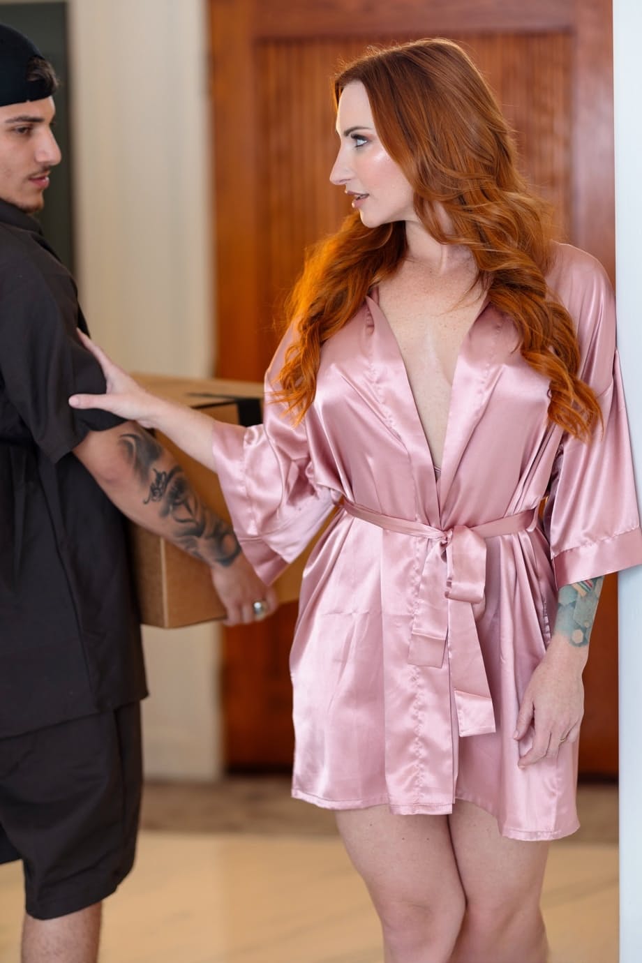 Sophia Locke gets her greedy redhead hole pummeled by hung delivery stud - 7