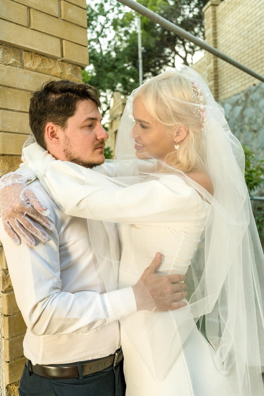 Alice Ross as filthy blonde bride sloppily kissing best man while taking his hard cock in white stockings - 9