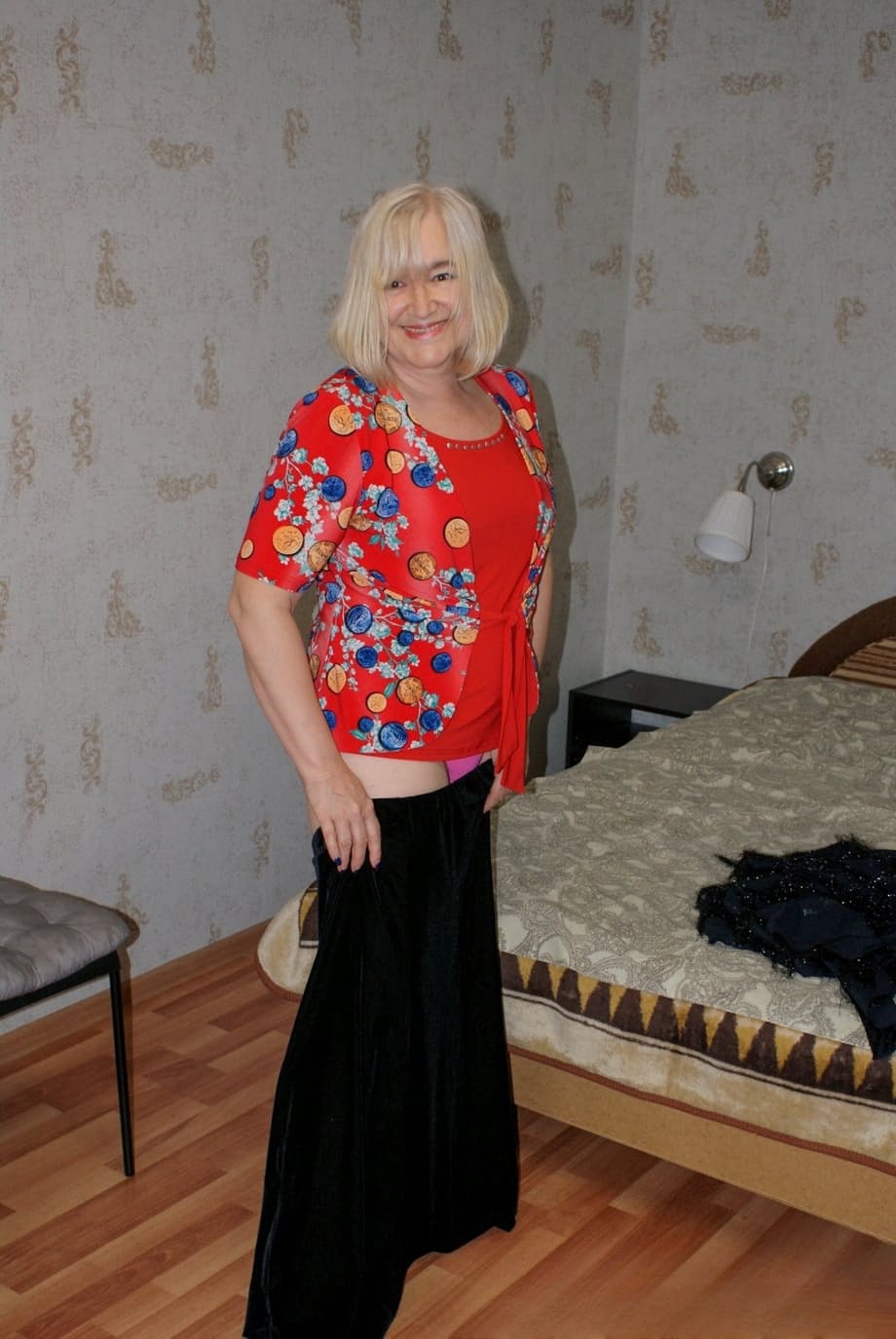 Alluring Ally nue avec Oma Geil, poses sensuelles excitantes et aguichantes - 20