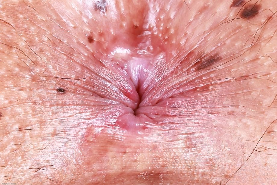 mira a reyna belle desnudarse y mostrar su grueso trasero latino y sus pies descalzos - 21