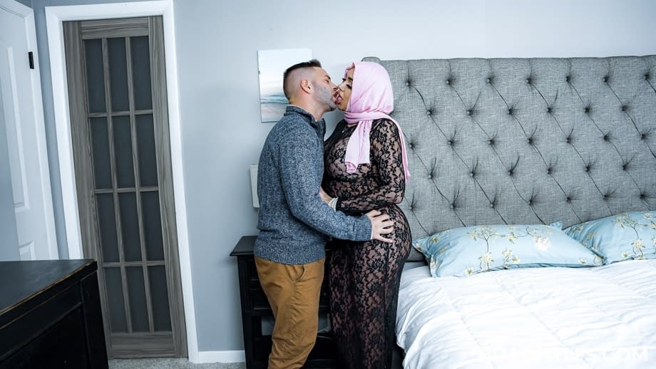 Nicky Rebel pounds MILF Zoey's thick ass and tits during passionate veiled fuck session - 10