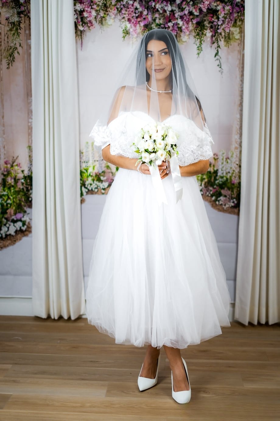 Dark haired teen bride Roxie Sinner has hardcore sex on her wedding day