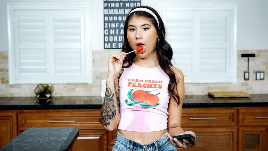Charlotte Mae's inked body quivers as she spreads for raw pounding - 7