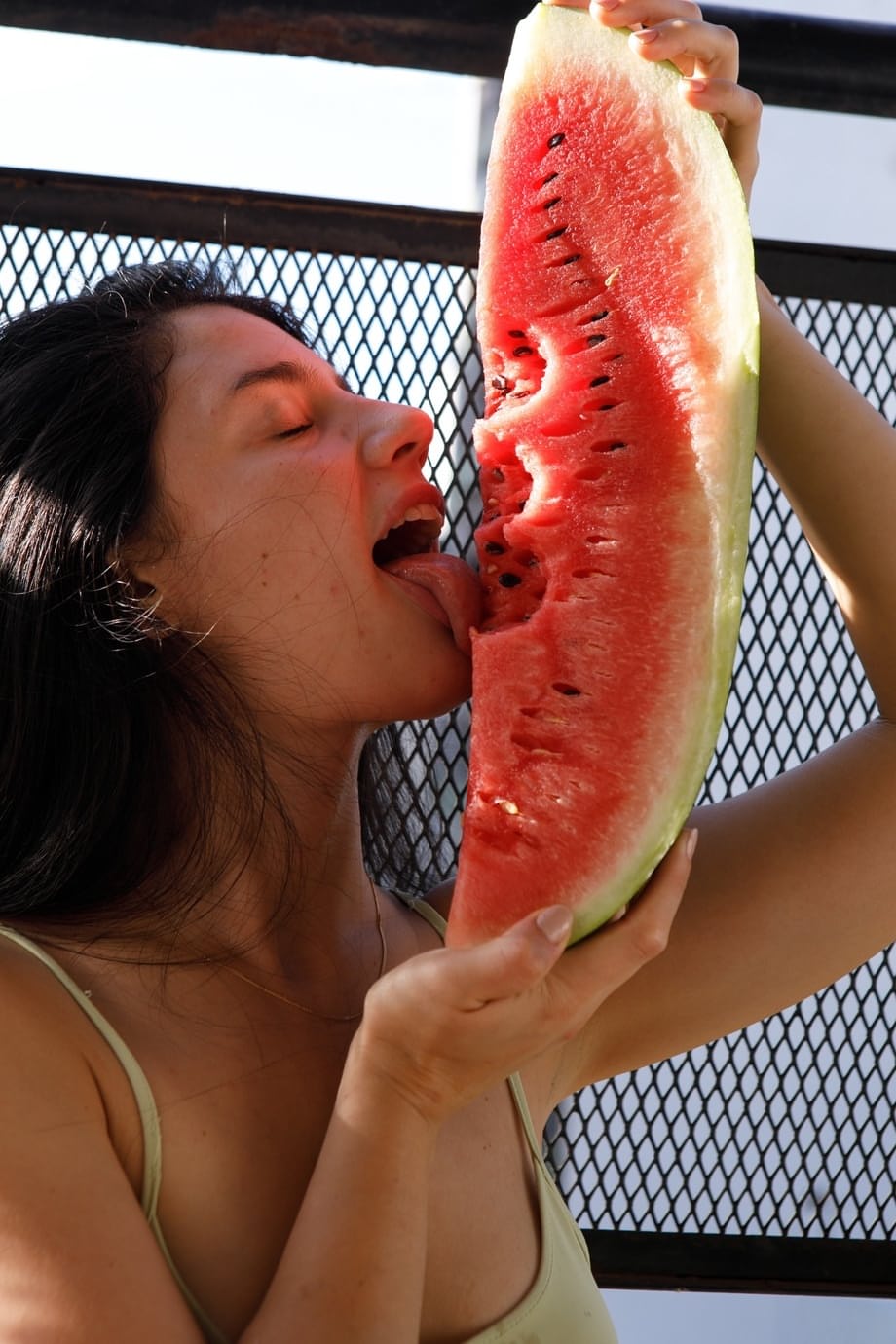 Tempting Latina Franny Reveals Her Juicy Tits & Ass While Savoring Sweet Watermelon - 4