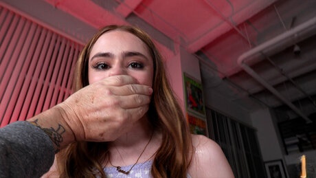 POV fuck leaves Reese Robbins drenched and cum glazed in facial bliss - 7
