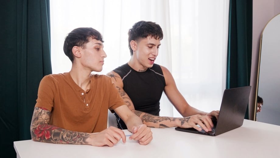 Watch Dante Snoww and Angel Elias surrender to raw gay desire in steamy persuasion session - 5