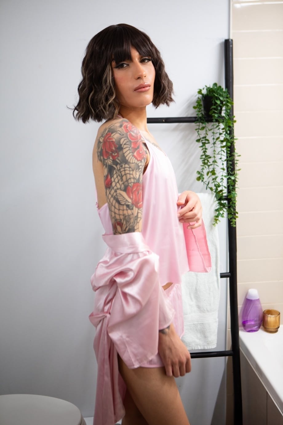 Tattooed femboy Dante Snoww eagerly spreads his eager holes for raw boyfriend pounding - 2