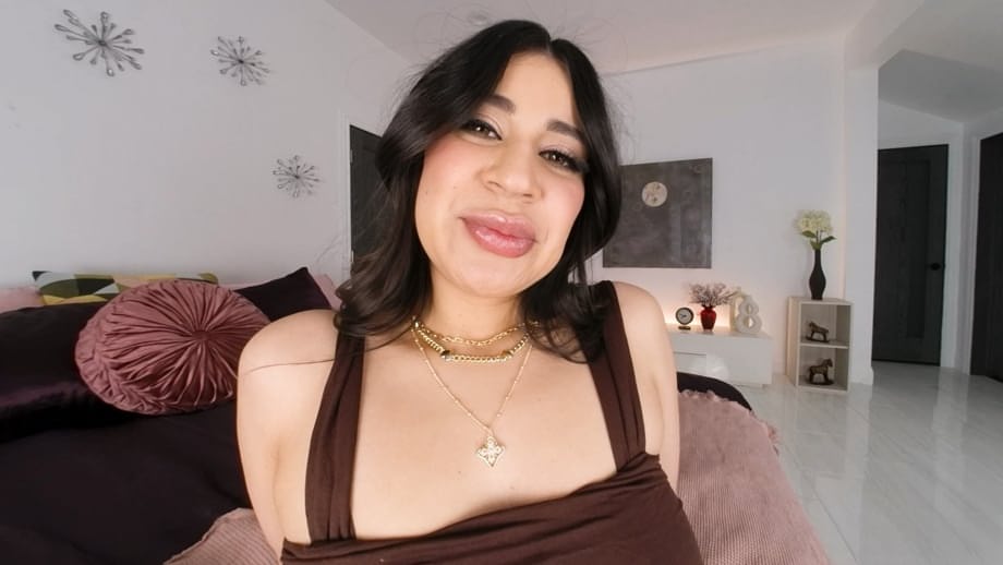 Mila Milkshake ingoia un cazzone enorme e cavalca finché non viene inzuppata da un creampie che bagna il suo culo grosso - 7
