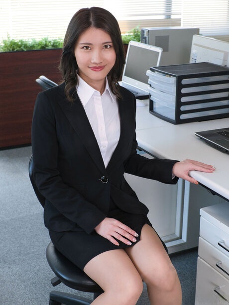 Japanese hottie Momoko Akasaka gets orally pleased & fucked by her boss