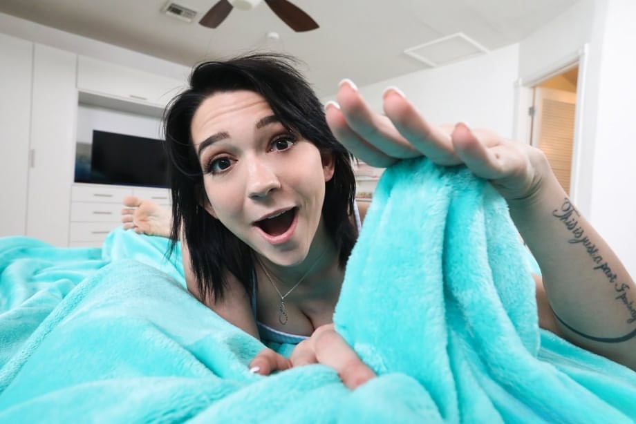 Addison Blue leads explosive solo and hardcore Caucasian compilation - 2