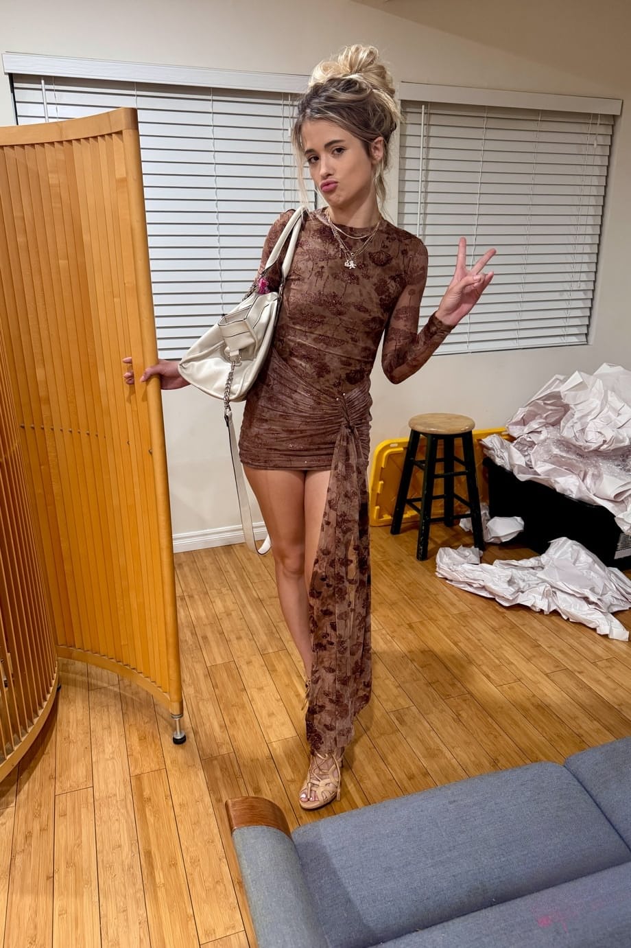 Sexy blonde Nicole Nichols spreads legs in bunny ears, flaunting her bald wet pussy - 20