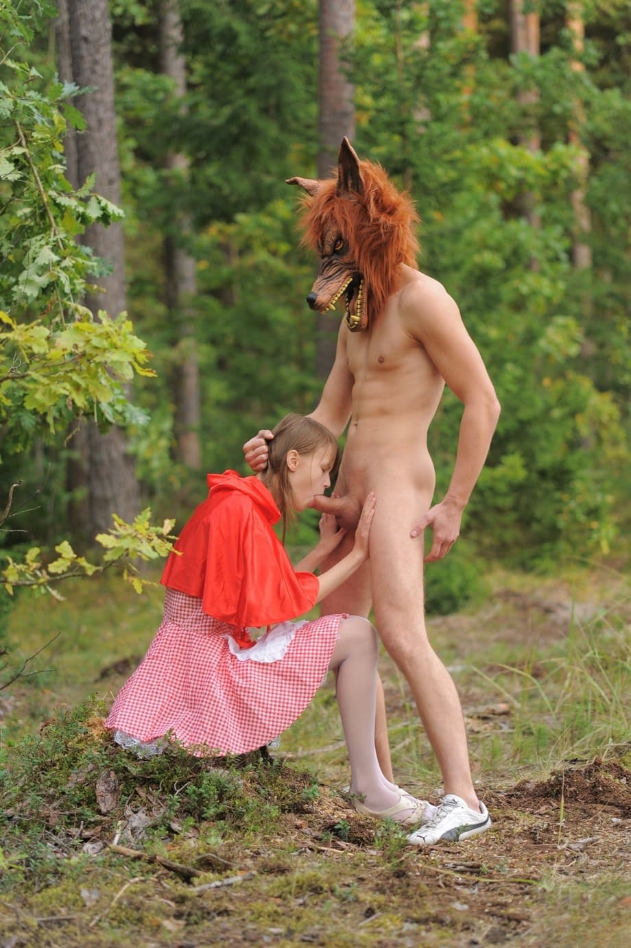 Beata Undine recibiendo embestidas descontroladas durante una diversión al aire libre - 5
