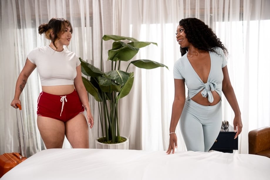 Mocha Menage enjoys deep interracial lesbian fuck after sensual massage with Tomie Tang - 5