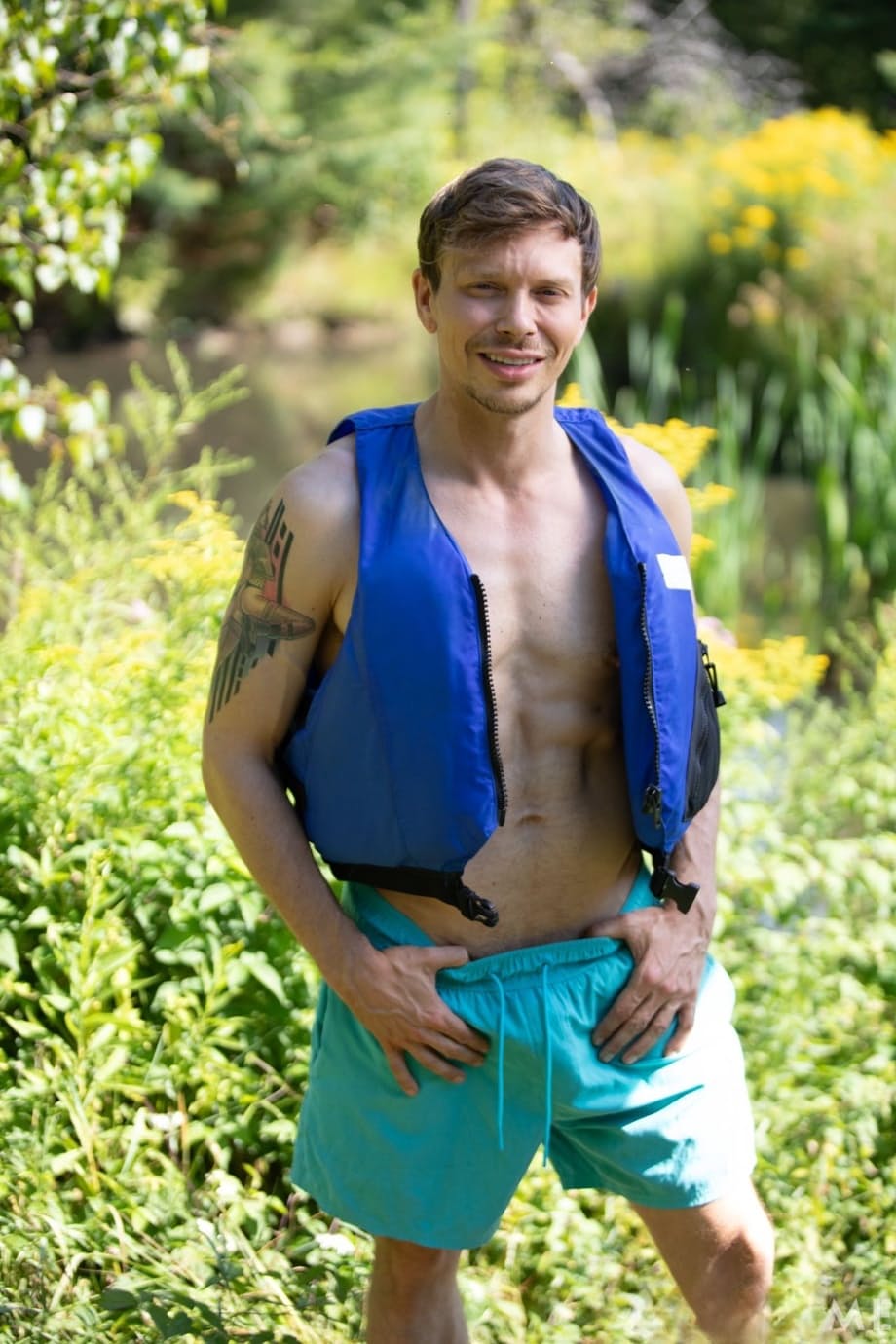 Seb gives Ethan a steamy deckside pounding after their exhilarating jet-skiing date - 2