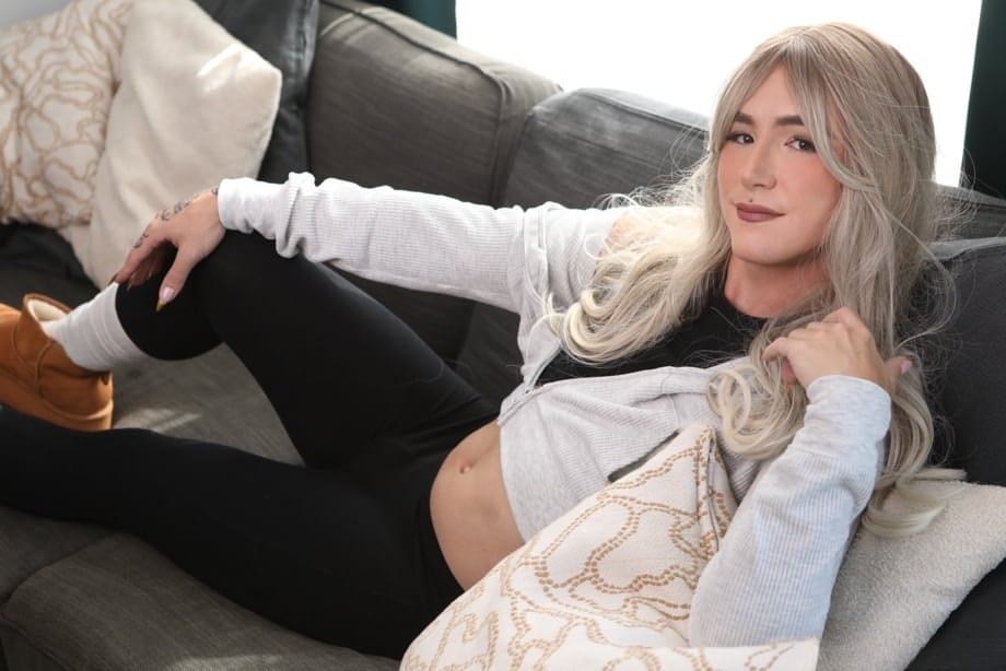 Ethan Chase pleasures eager twink Axelle Rose with oral and hard doggystyle - 3