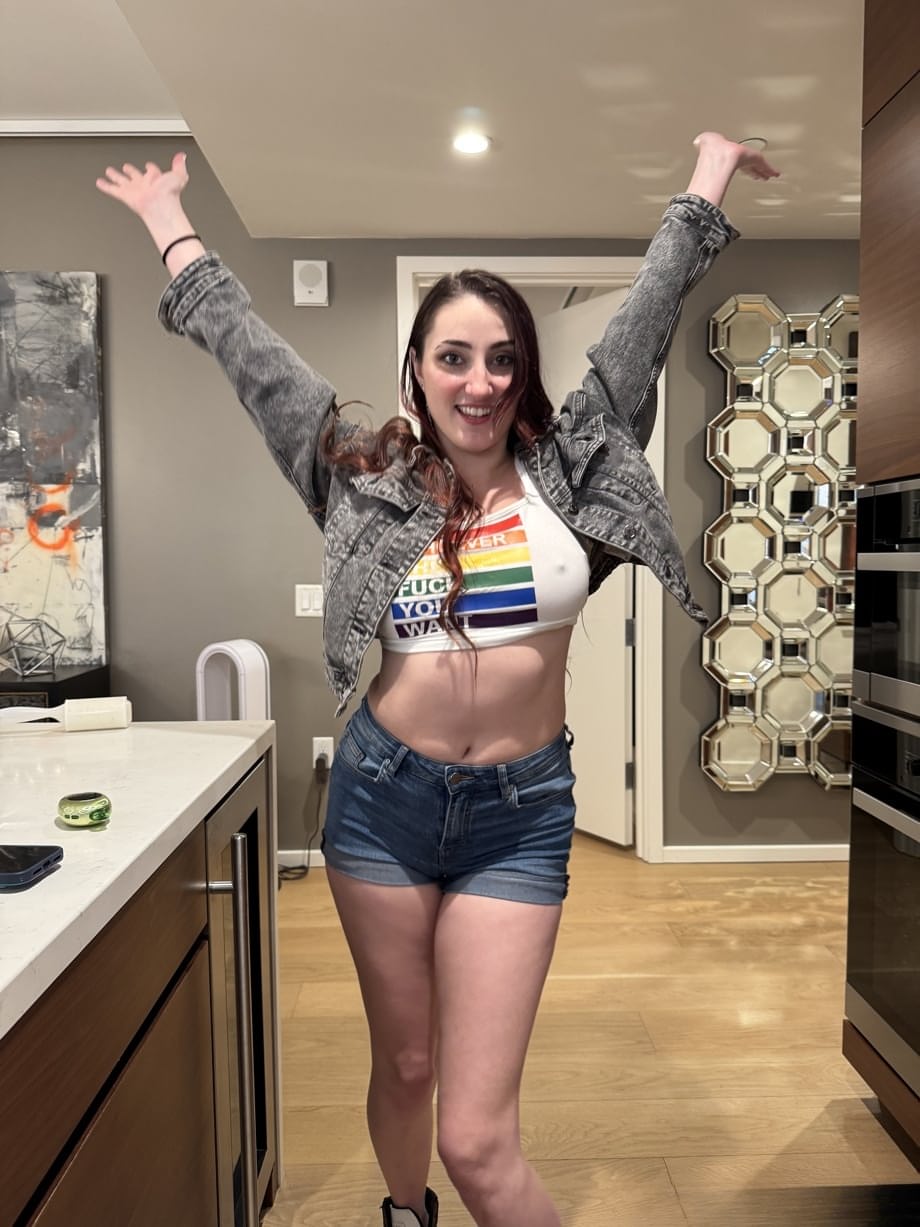 Doxy's kitchen solo as she exposes her perfect perky tits for viewers - 21