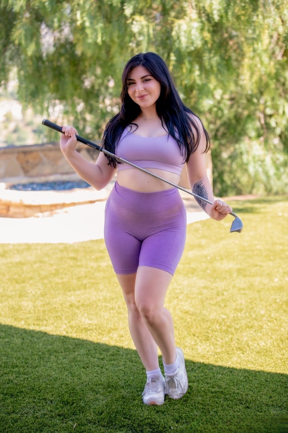 Nathan Bronson delivers hot cumshot across Keira Croft's big socked ass - 1