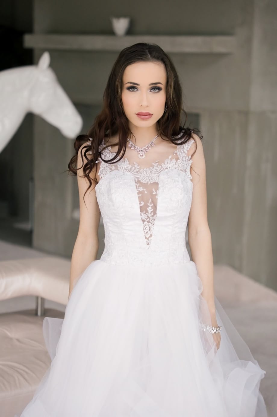 Nicole Love gets pounded raw in a backseat car wedding romp - 2