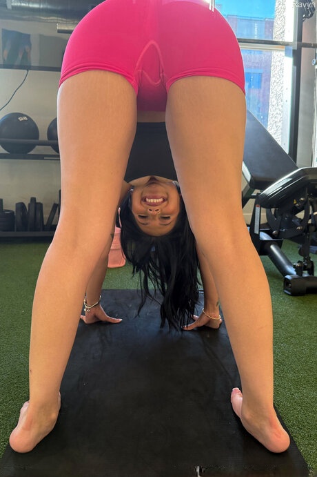 Ravyn Moore's massive sweaty tits bust free after intense gym session - 8