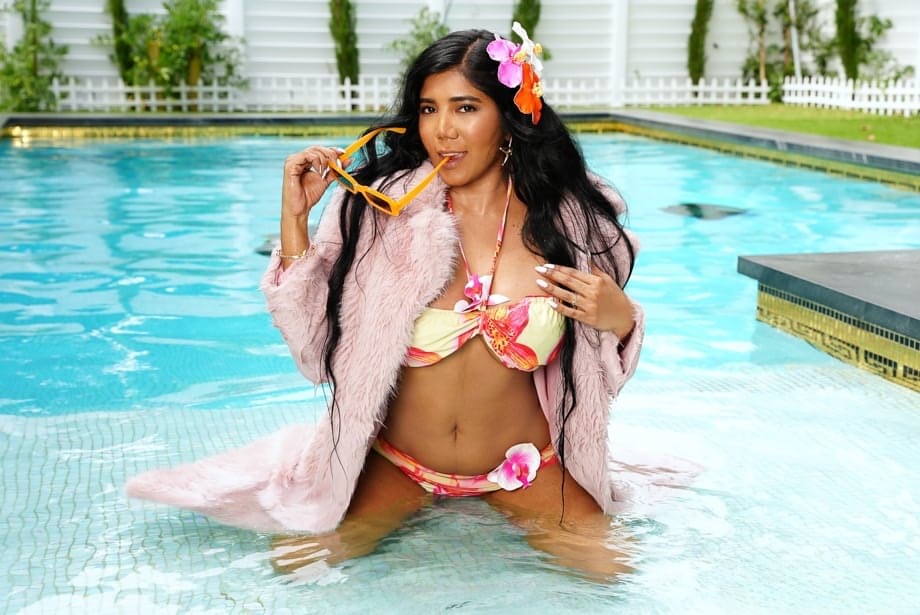 Busty Diabella Eclair squirts wildly after sizzling sex in her private pool before modeling lingerie like a top porn model - 6