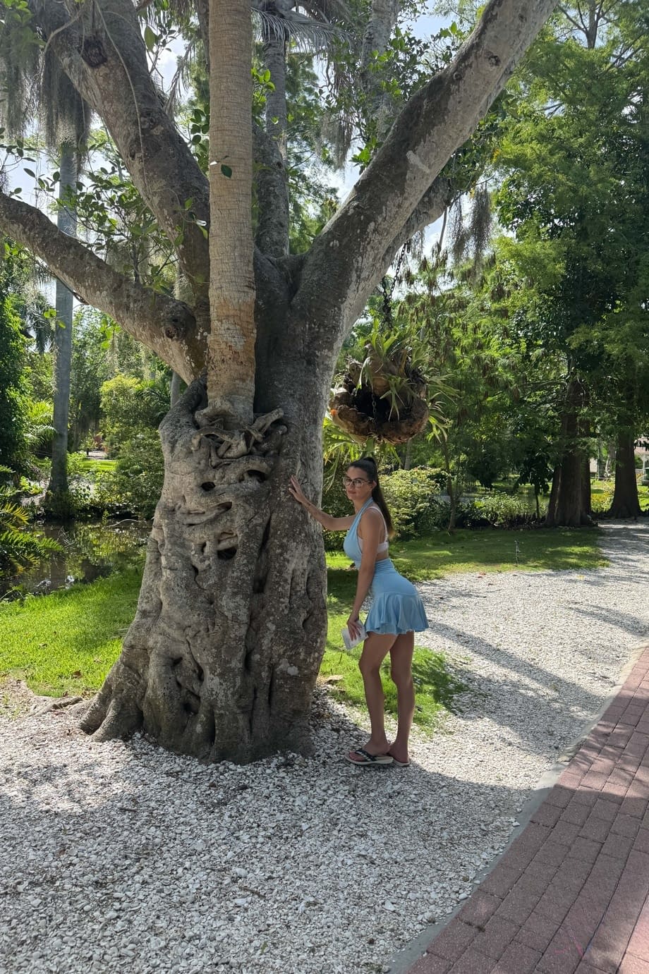 Summer Renee boldly reveals her perky tits and dripping pussy outdoors in a public park - 17